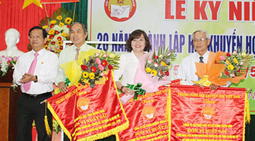 Thiên Tân Group: Lá cờ đầu trong phong trào khuyến học, khuyến tài