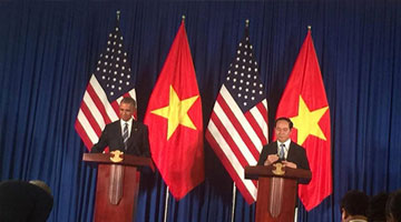 Tổng thống Obama chứng kiến lễ ký kết 06 dự án năng lượng, dầu khí tại Việt Nam