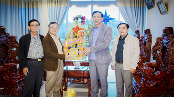 Hội CCB tỉnh Quảng Ngãi thăm, tặng quà Tết Thiên Tân Group